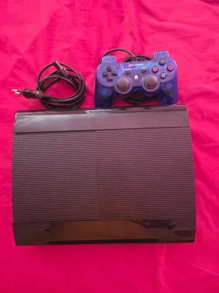Consola PlayStation 3 Slim Negra + Mando y juegos.