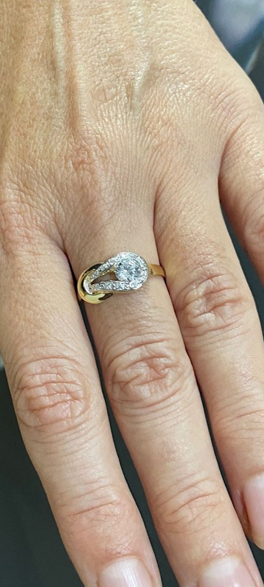 Anillo Oro 18 Kl no mareantes es nuevo sin estrena