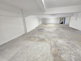 Local comercial en alquiler en Areal – Zona Centro en Vigo
