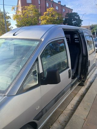 Furgunita Peugeot expert 