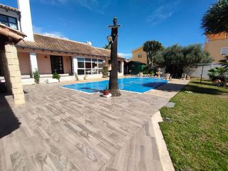 Chalet en venta en Campos de Golf - Villa Martin - Los Dolses en Orihuela