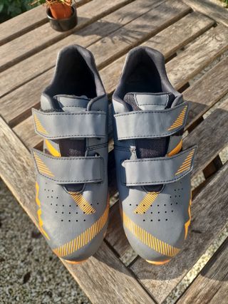 Northwave Spike 2 Calas Ciclismo (Número 43)