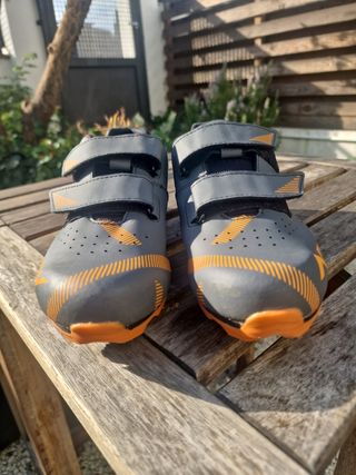 Northwave Spike 2 Calas Ciclismo (Número 43)