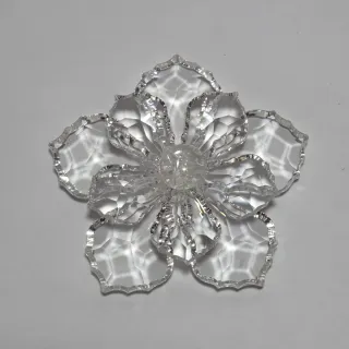 Fiore in cristallo trasparente