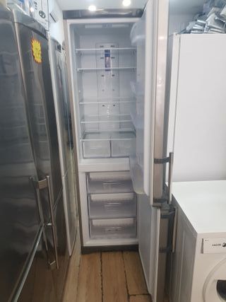 Nevera Indesit con garantía y transporte