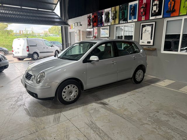 Volkswagen Polo 1.4cc Trendline 75cv 5p. 2002