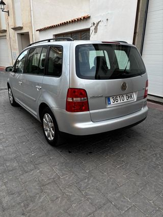 Volkswagen Touran 2005