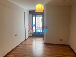 Piso en alquiler en Praza España - Casablanca en Vigo