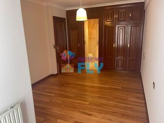 Piso en alquiler en Praza España - Casablanca en Vigo