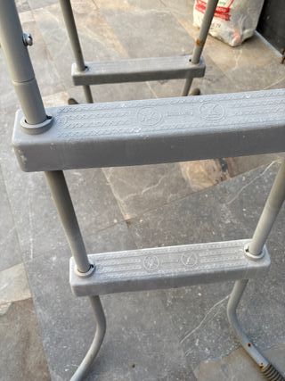 Escalera para piscina 