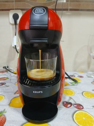 Cafetera Dolce Gusto Krups Roja