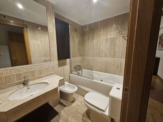 Piso en alquiler en Viesques en Gijón