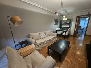 Piso en alquiler en Viesques en Gijón