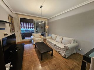 Piso en alquiler en Viesques en Gijón