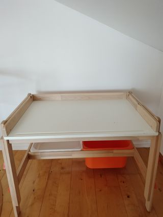 Escritorio infantil Ikea
