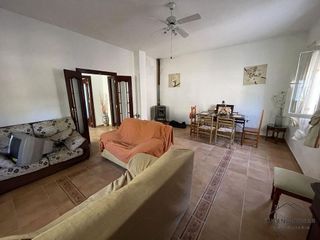 Terreno en venta en Lucena