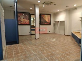 Local comercial en alquiler en Centro en Ourense