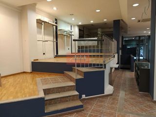 Local comercial en alquiler en Centro en Ourense