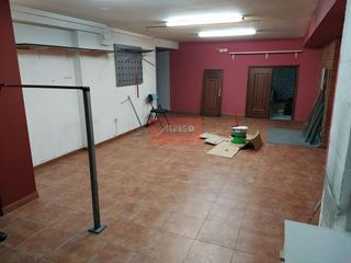 Local comercial en alquiler en Centro en Ourense
