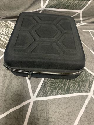 Nintendo Switch + Mando Pro + Maletín