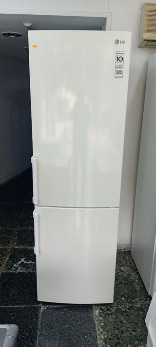 Nevera Combi LG Blanca
NO FROST 
