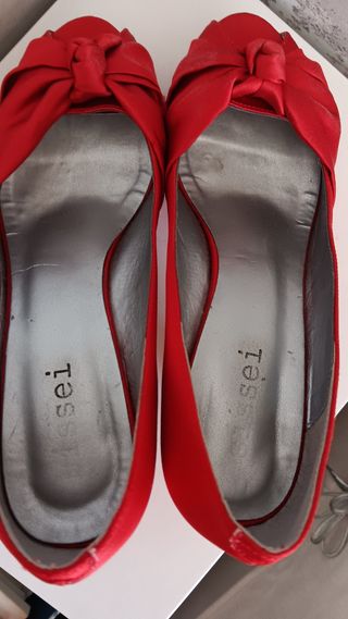 Zapatos de fiesta rojos