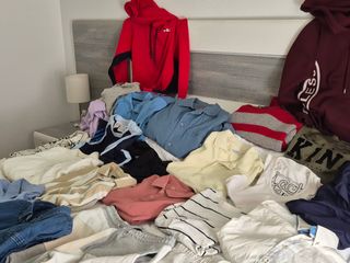 Lote 29 prendas de marca S/M 50 euros