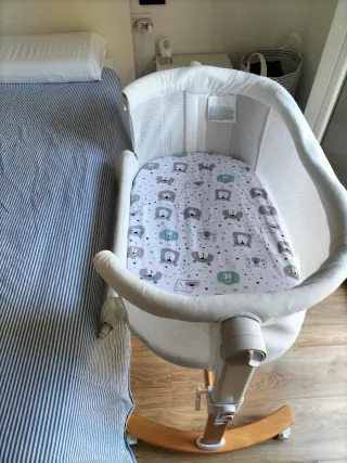 Cuna colecho blanca y madera bebé