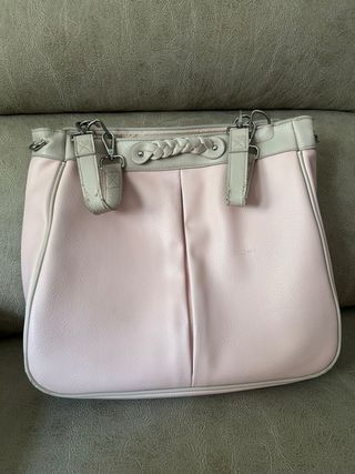 Bolso rosa bebé con detalles beige