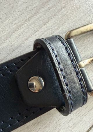 Cintura in pelle blu con fibbia argento