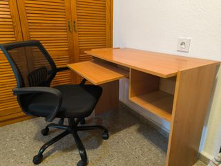 Escritorio y silla de oficina