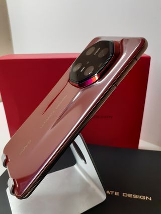 Huawei Mate 70 RS Ultimate Design Rojo