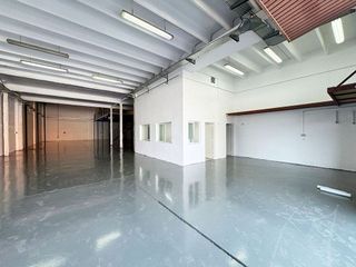 Nave industrial en alquiler en Sant Joan Despí