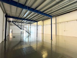 Nave industrial en alquiler en Sant Joan Despí