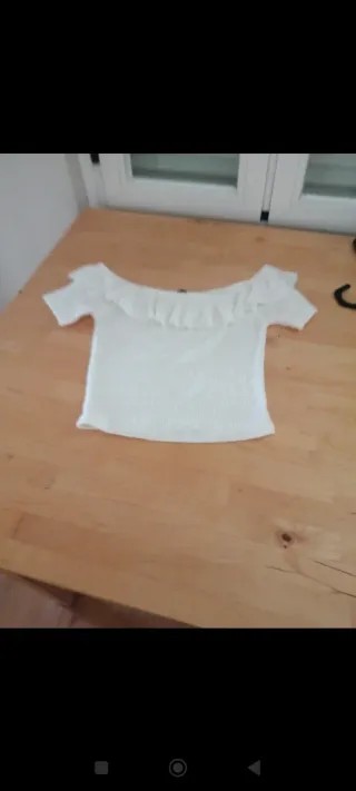Blusa Zara blanca hombros descubiertos