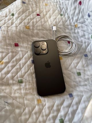 iPhone 16 Pro Negro Titanio