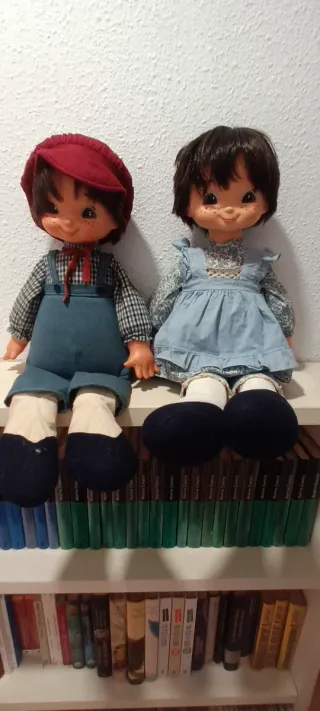 Muñecos Famosa Rosalino y Rosalina