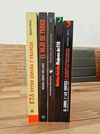 LOTE LIBROS. ETA EN LA HISTORIA.  VARIOS AUTORES