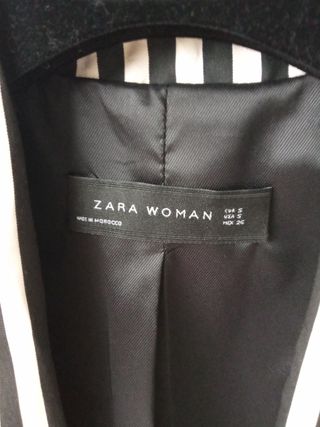 Chaqueta americana Zara rayas blanco y negro