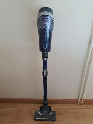 Aspiradora escoba Rowenta 8.60