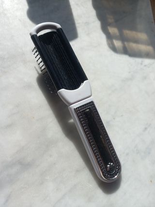 Spazzola da borsetta pieghevole argento