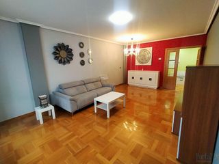 Piso en alquiler en Hospital - G3 - G2 en Burgos