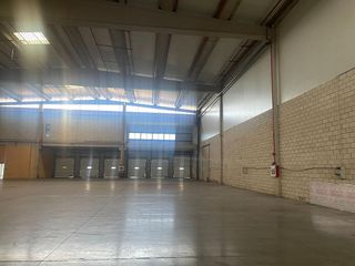 Nave industrial en alquiler en Tablada en Sevilla