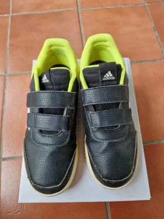 Zapatillas Adidas niño velcro