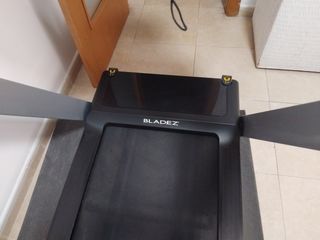 Cinta Correr BLADEZ Fitness BZ6540 Plegable