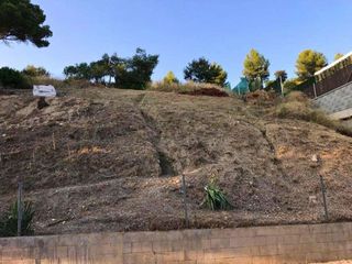 Terreno en venta en Les Fonts en Terrassa