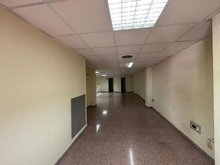 Local comercial en alquiler en El Pla de Sant Josep - L'Asil en Elche