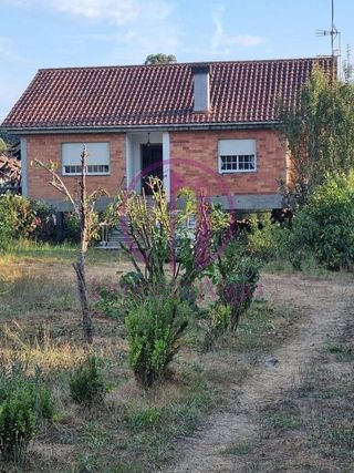Chalet en venta en Ponteareas