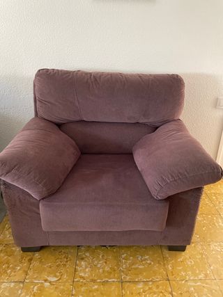 Sillón Morado Cómodo