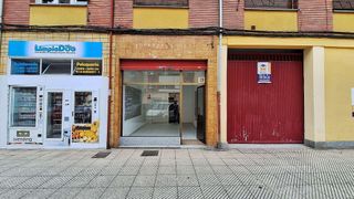 Local comercial en alquiler en Tenderina Alta - Fozaneldi en Oviedo